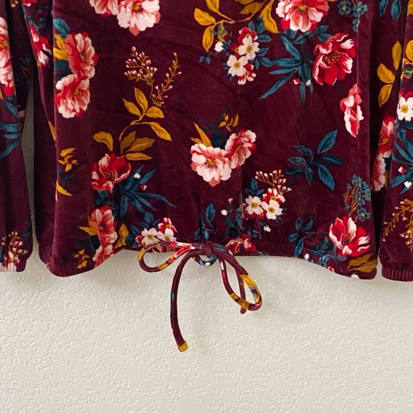 LOFT Velour Velvet Top Size Small Burgundy Floral Long Sleeves - Picture 3 of 5